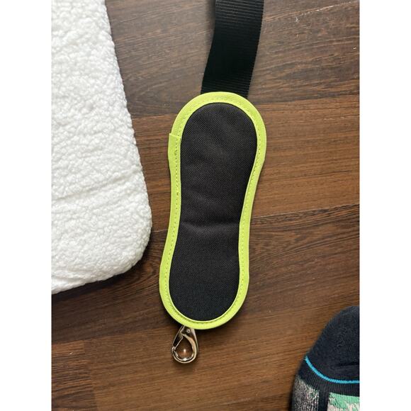 K&H Comfy Dogs And Cats Go Carrier with Carry Case - Picture 4 of 10
